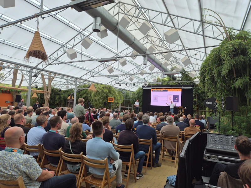 Afbeelding behorende bij Aftermovie Building Tomorrow 2026